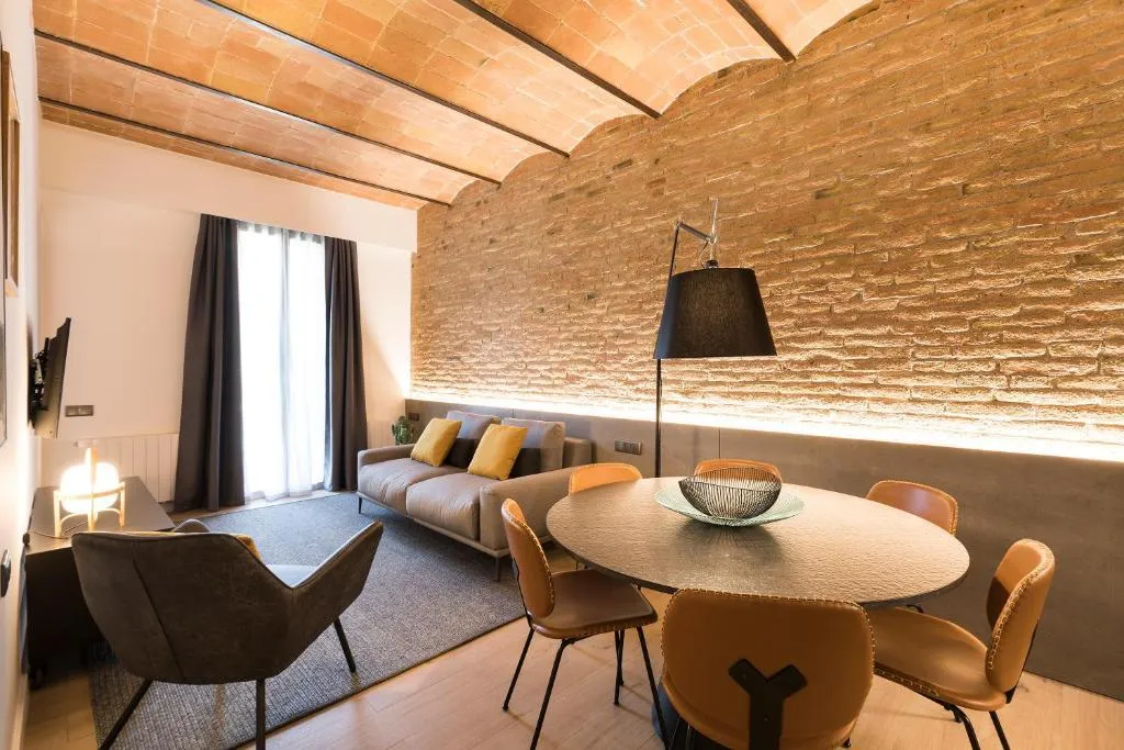 APARTMENT THREE BEDROOMS Room, Aspasios Sagrada Familia Apartments, Barcelona
