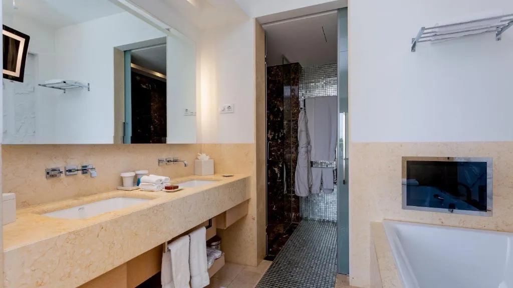 SUITE DELUXE KING BED Room, Conrad Algarve, Algarve