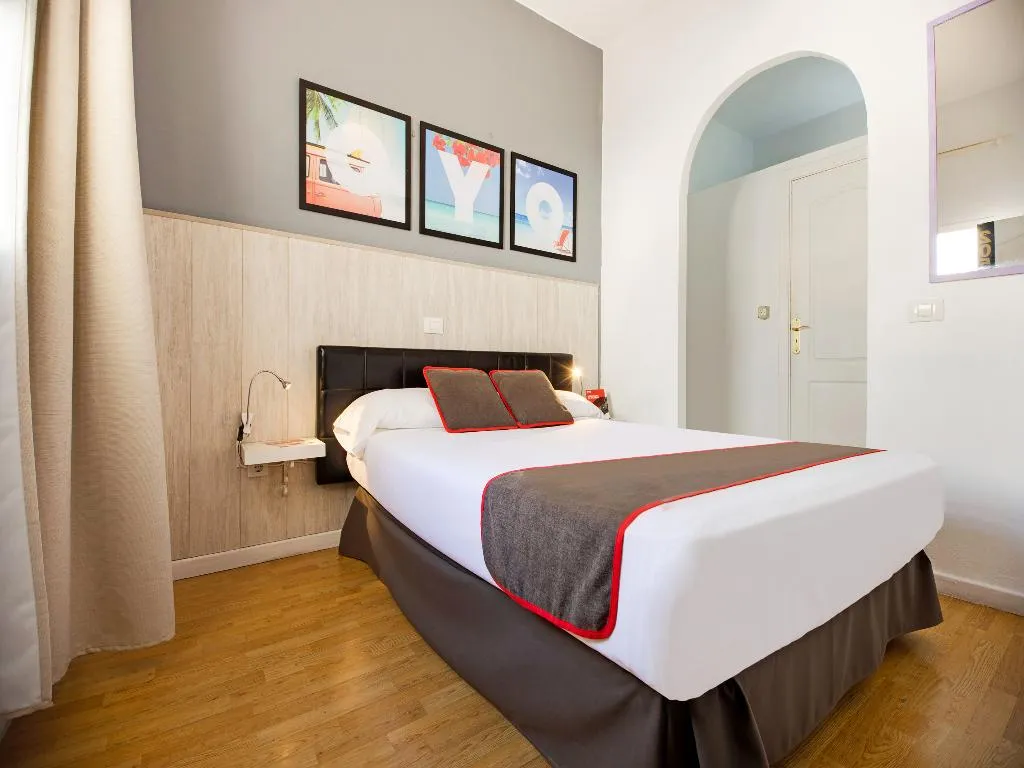 FAMILY ROOM STANDARD Room, OYO Bora Bora The Hotel, Gran Canaria