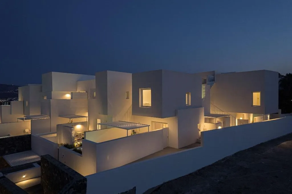 General view, Neo Luxury Suites, Santorini