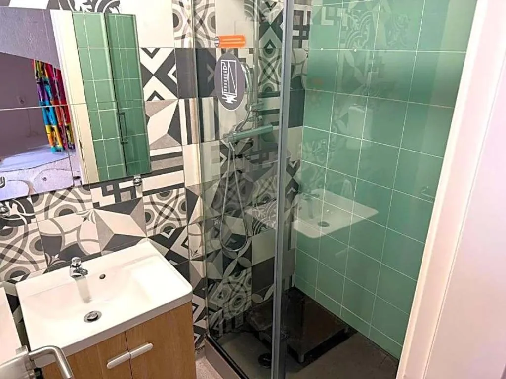 Room, Sunset Destination Hostel, Lisbon