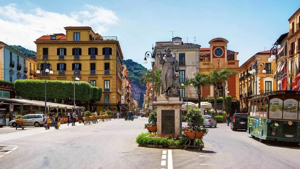 General view, Hotel Britannia, Naples
