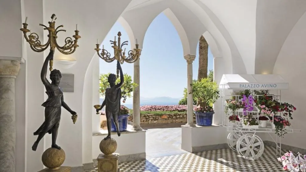 DOUBLE PARTIAL SEA VIEW Room, Palazzo Avino, Naples
