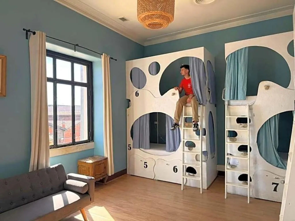 Room, Sunset Destination Hostel, Lisbon
