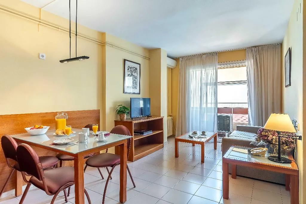 APARTMENT CAPACITY 1 Room, Aparthotel Bertran, Barcelona