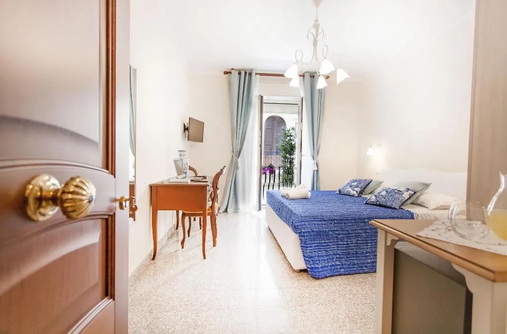 Room, B&B Veronica's, Taormina