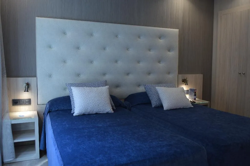 DOUBLE STANDARD Room, Rialto, Barcelona