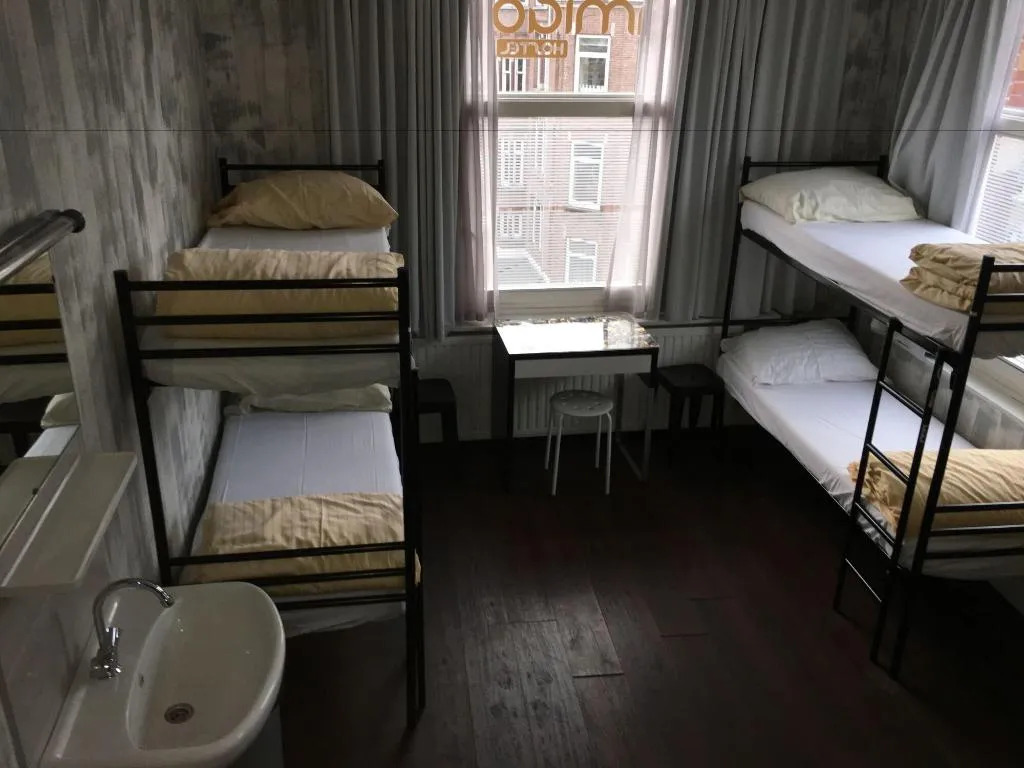 Room, Amigo Budget Hostel, Amsterdam