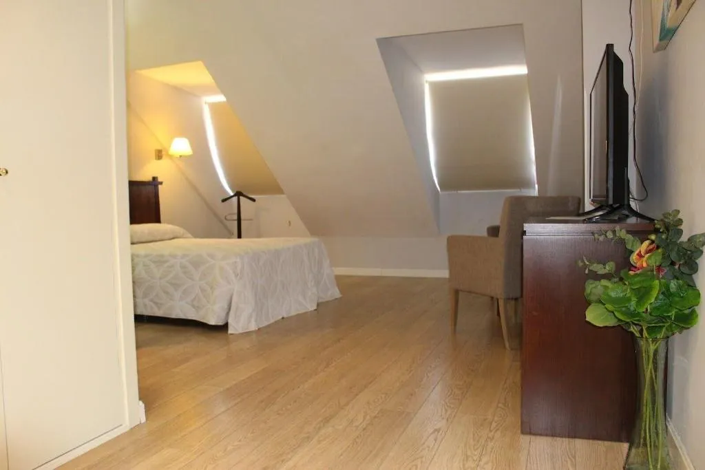 Room, Apartahotel Villa De Parla, Madrid