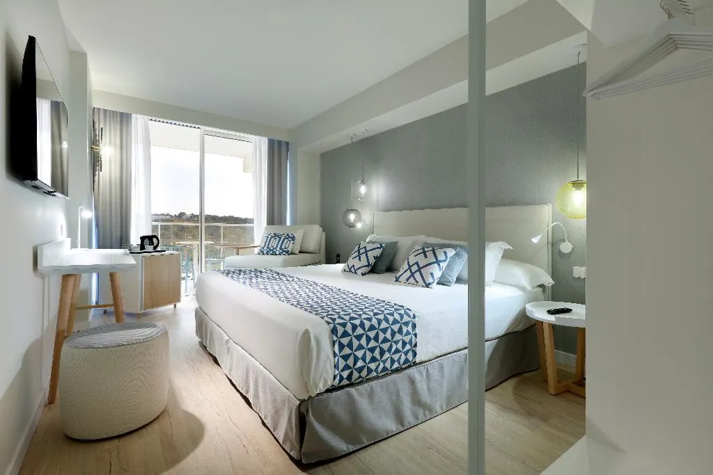 Double or Twin DELUXE POOL VIEW Room, Palladium Hotel Menorca, Menorca