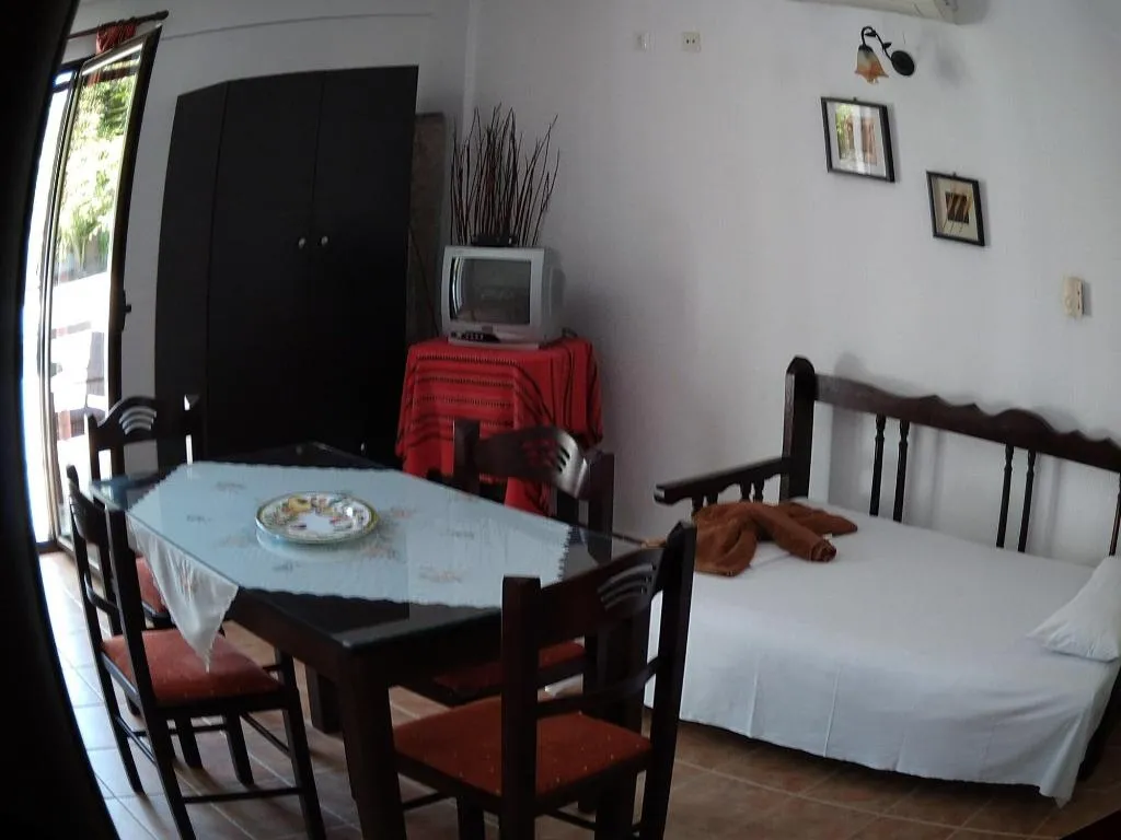 Room, Skiathos Holiday House, Skiathos