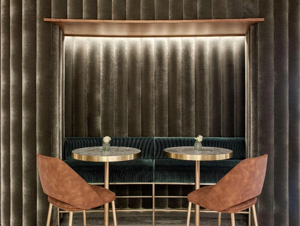 Bar, Hotel Colón Gran Meliá, Seville