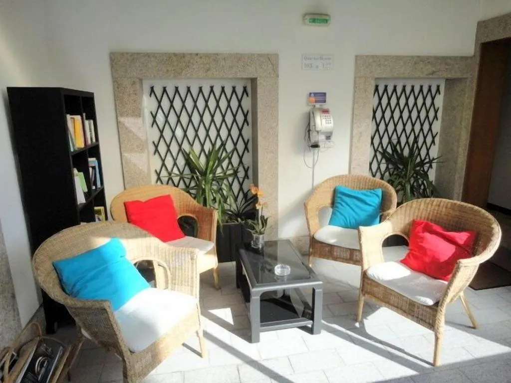 Lobby, Grande Rio, Porto