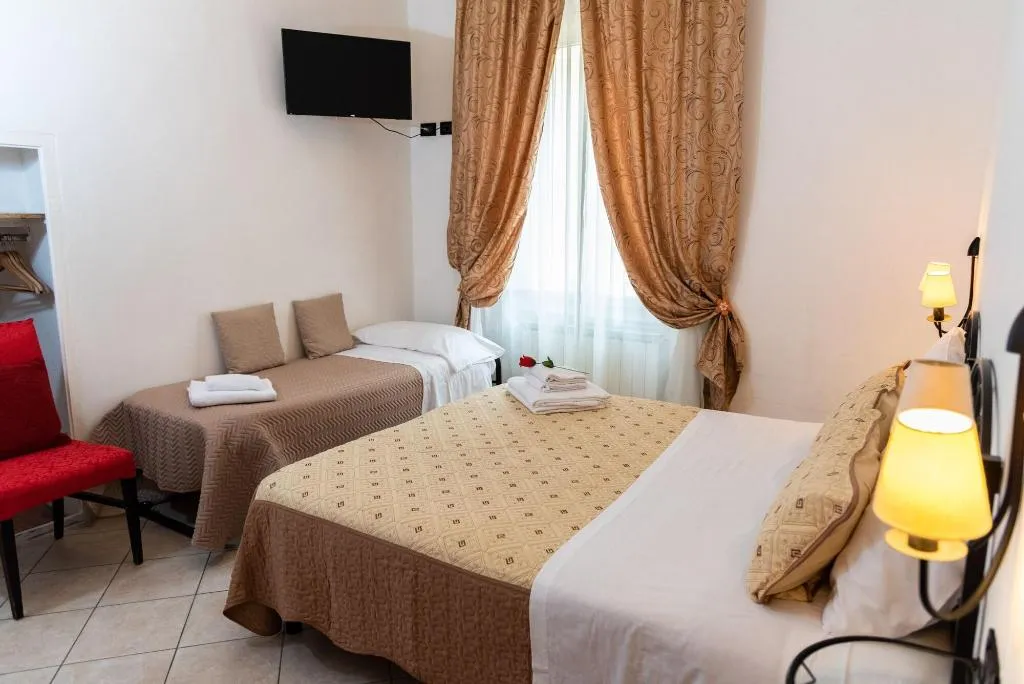 Room, Dei Mori Firenze, Florence