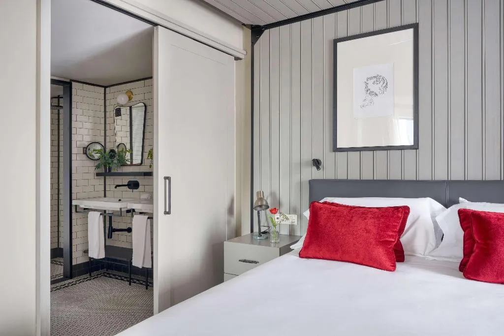 Room, Canopy by Hilton Madrid Castellana, Madrid