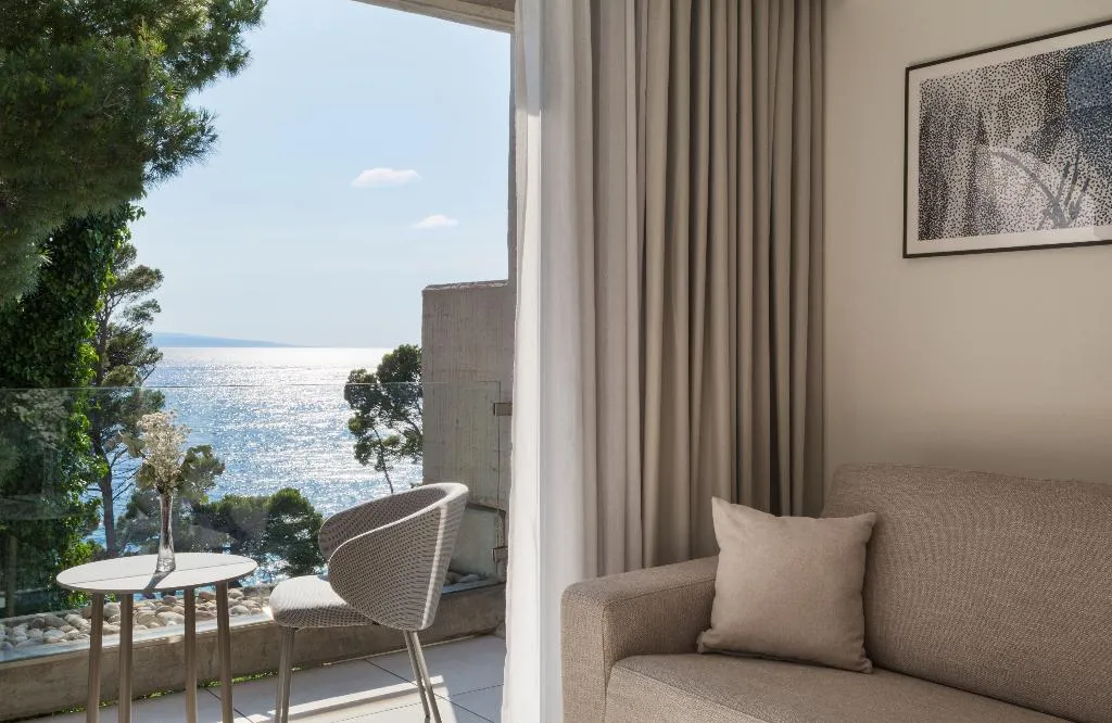DOUBLE SUPERIOR SIDE SEA VIEW Room, Bluesun Hotel Soline, Split