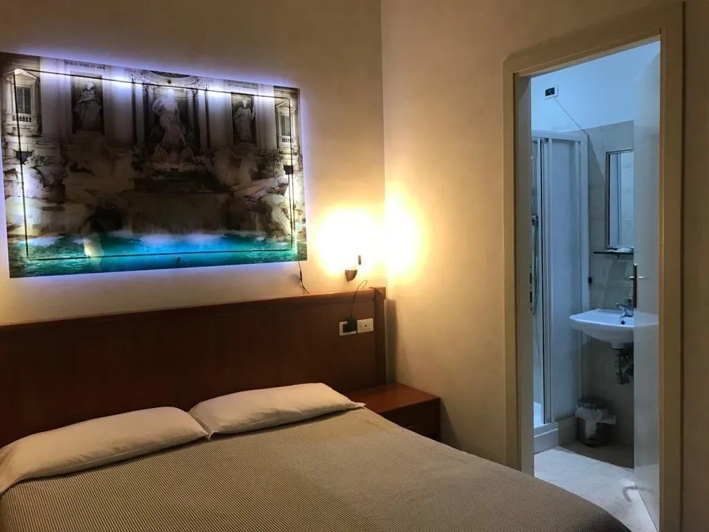 Room, Les Artes, Naples
