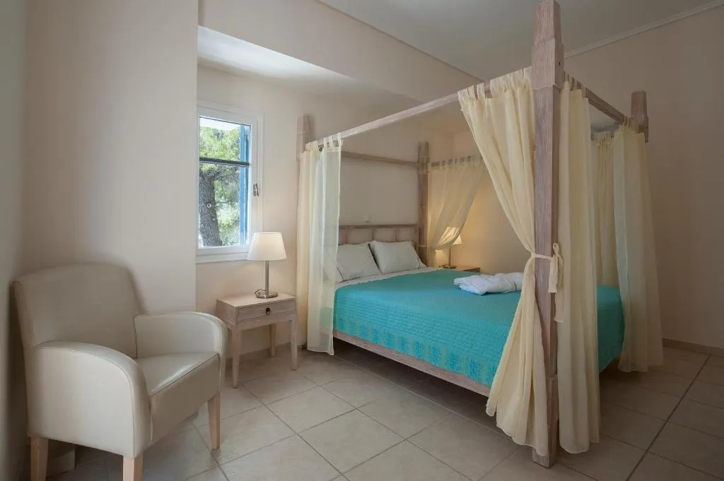 SUITE CLASSIC Room, Alonissos Beach Bungalows & Suites Hotel, Skiathos