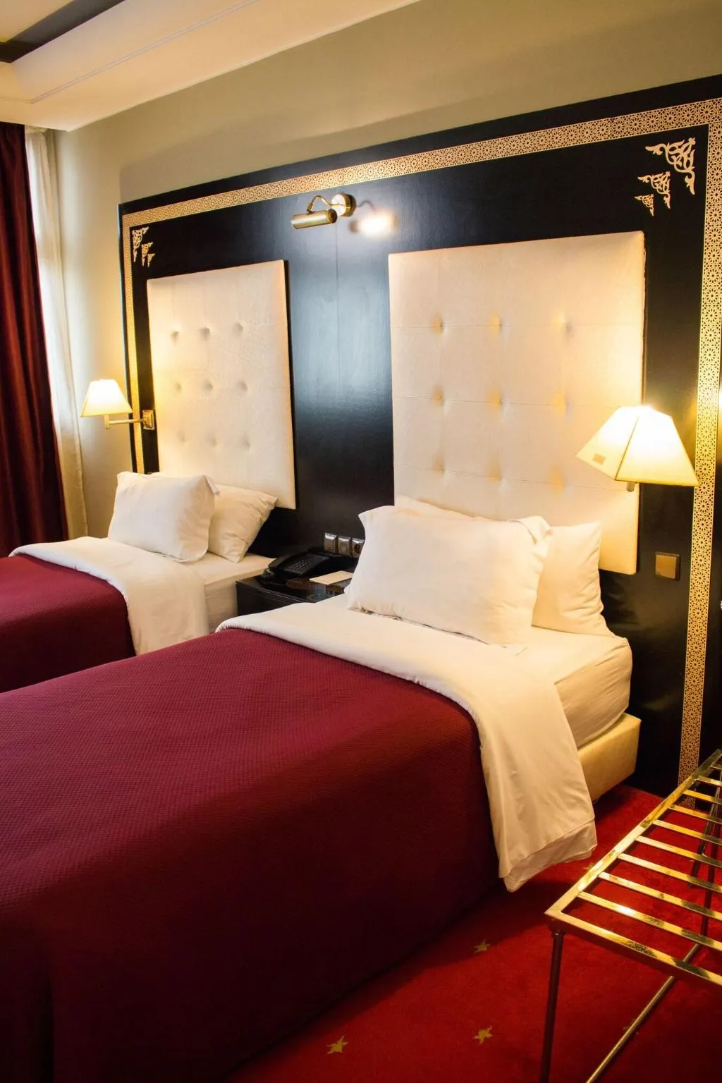 Room, Rabat, Rabat