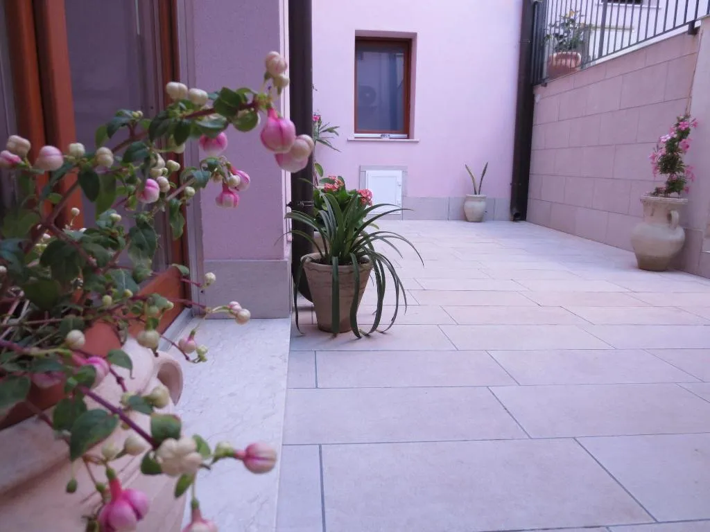 Terrace, B&B Vergilia, Catania