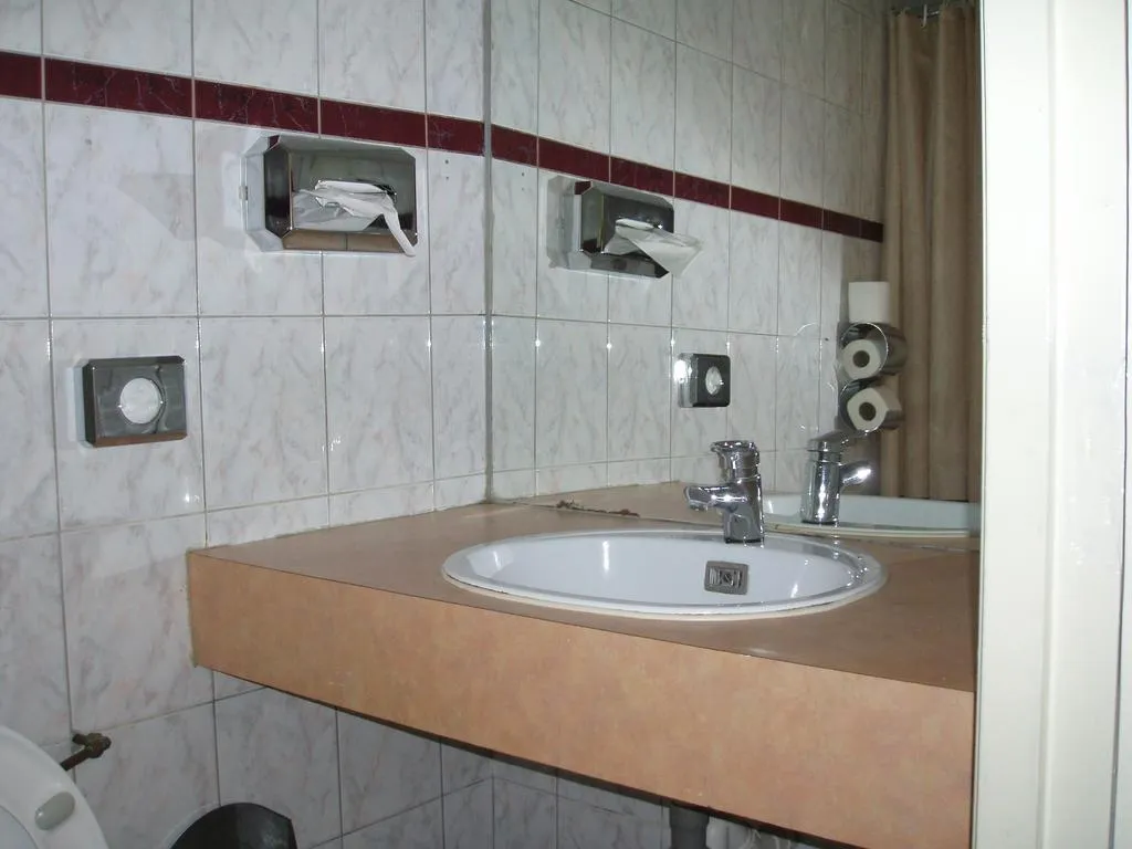 Room, Manofa, Amsterdam