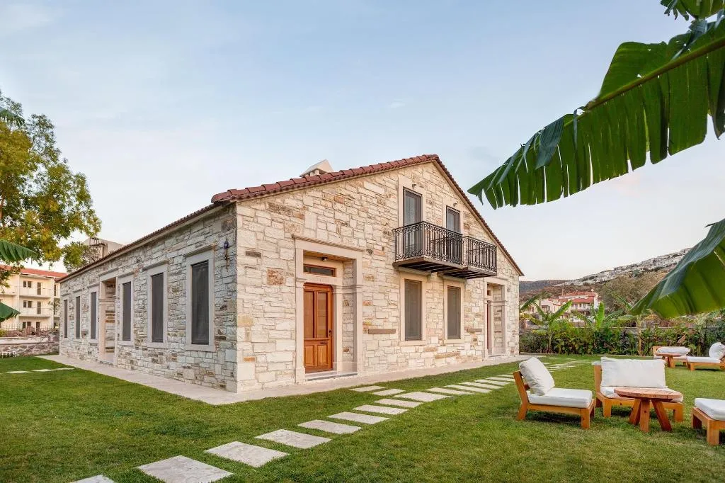 General view, Navali̇a Otel, Izmir