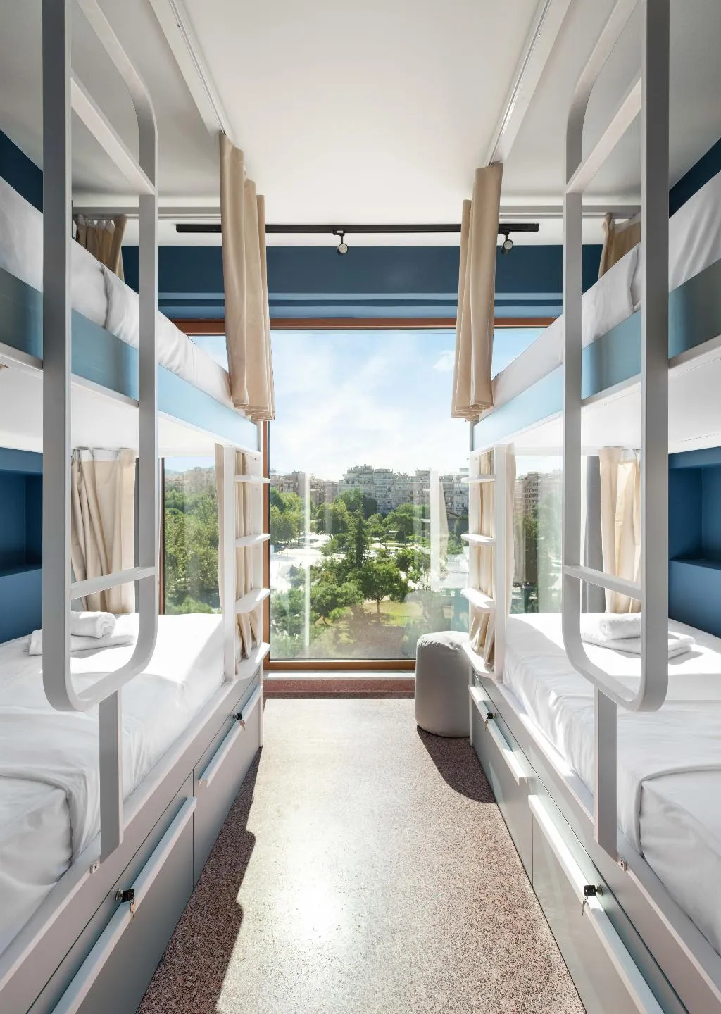 Bed in dormitory CAPACITY 6 Room, Zeus Is Loose, Halkidiki