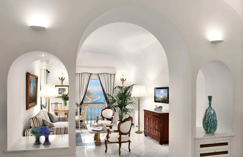 JUNIOR SUITE SUPERIOR SEA VIEW Room, Palazzo Avino, Naples