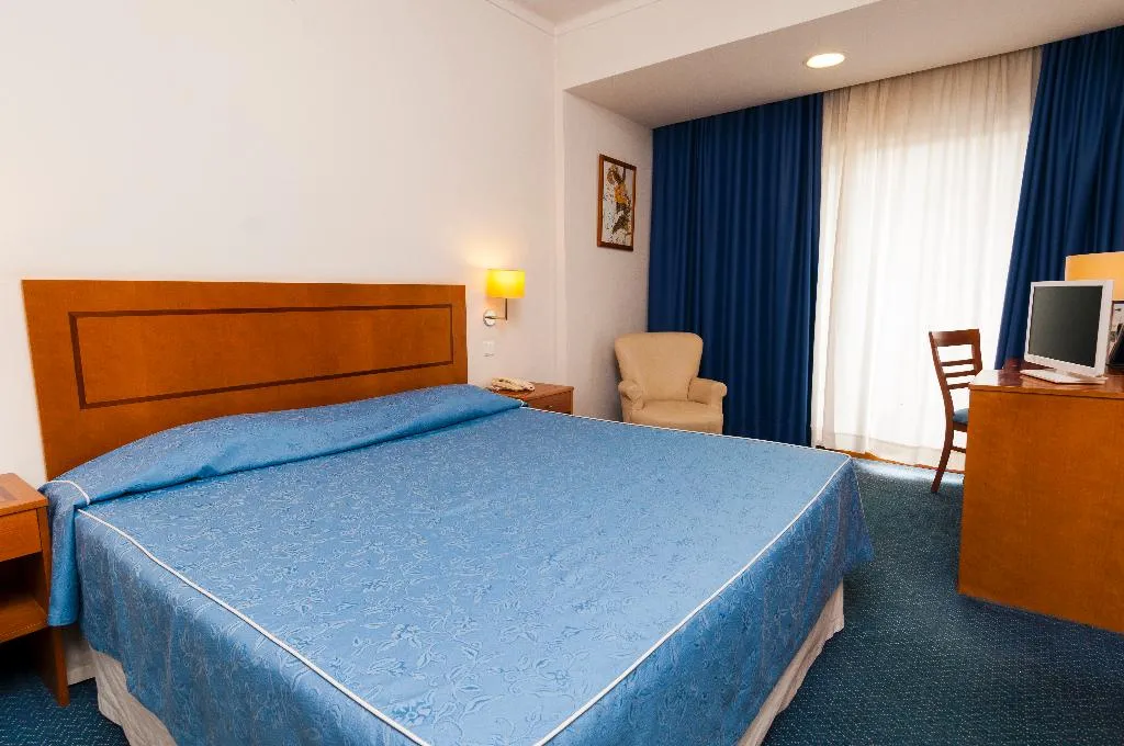 Room, Nelas Parc, Porto