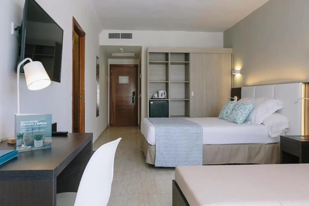 Room, Ilunion Palmanova Mallorca, Majorca