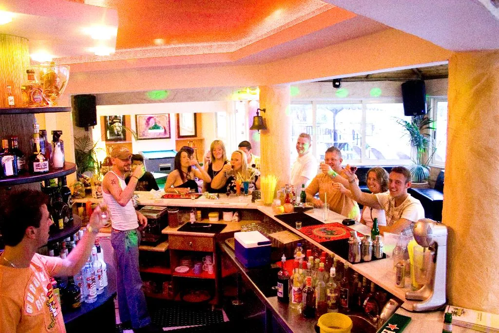 Bar, Paradise Apartments, Zante