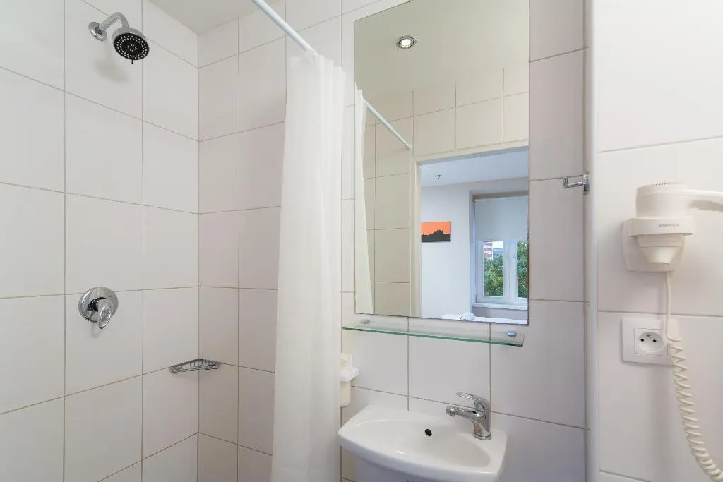 QUADRUPLE BASIC Room, Minimino Hotel Prague, Prague