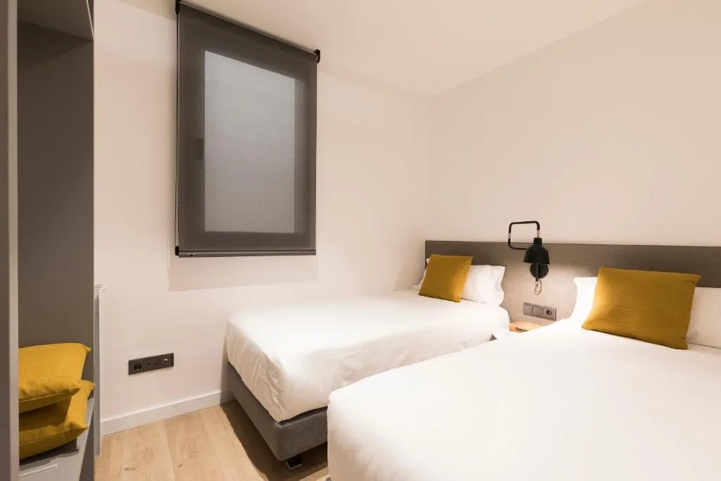 APARTMENT THREE BEDROOMS Room, Aspasios Sagrada Familia Apartments, Barcelona
