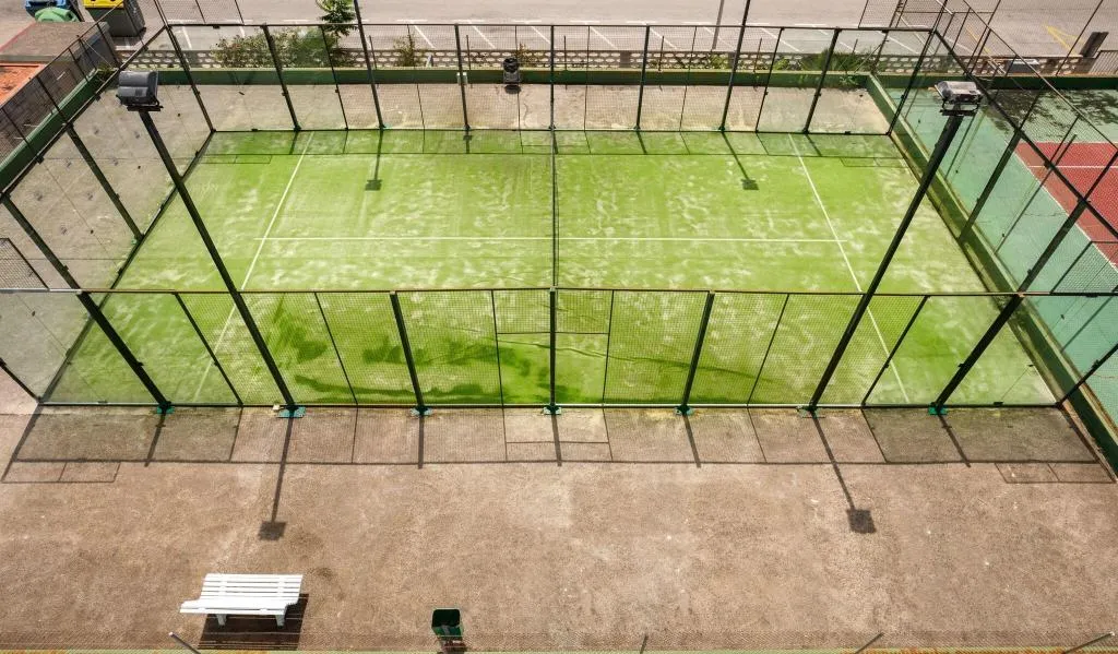 Sports and Entertainment, Tres Anclas, Valencia