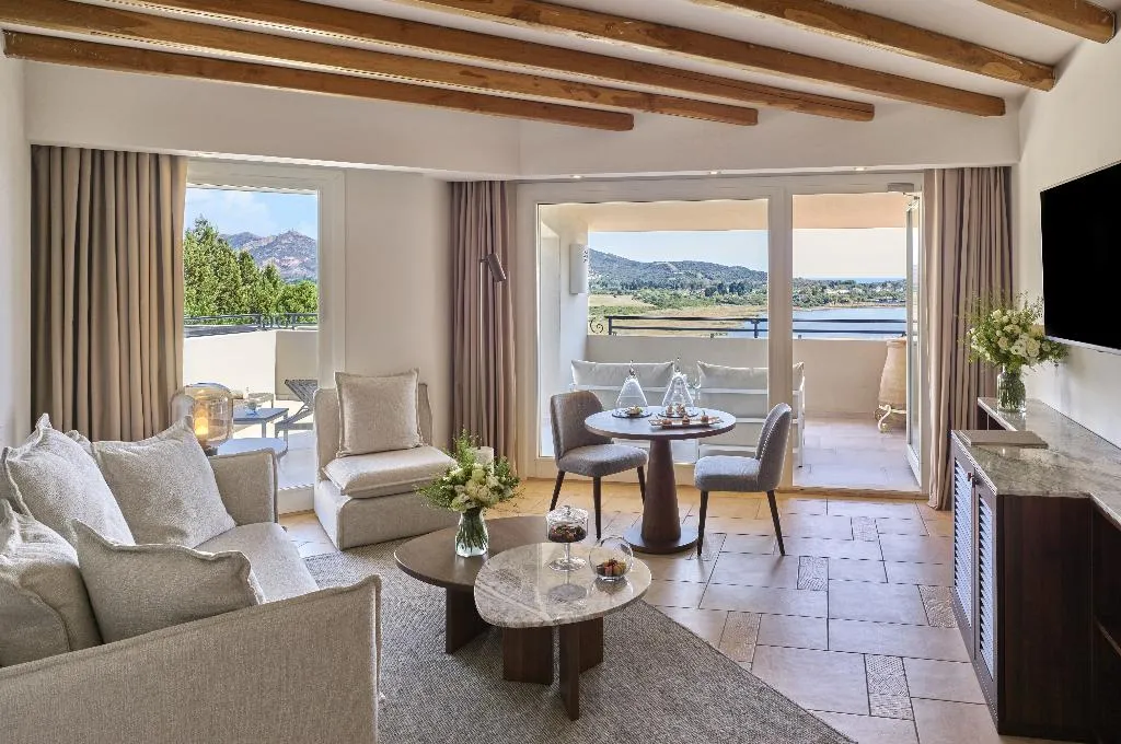 SUITE SEA VIEW ONE BEDROOM Room, Conrad Chia Laguna Sardinia, Cagliari