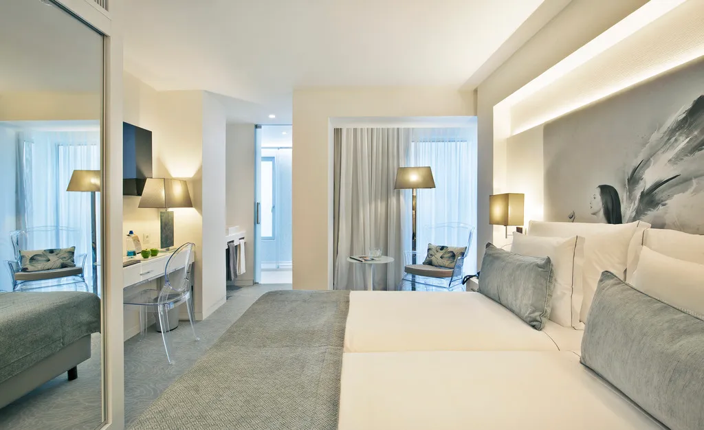 DOUBLE SINGLE USE DELUXE Room, White Lisboa, Lisbon