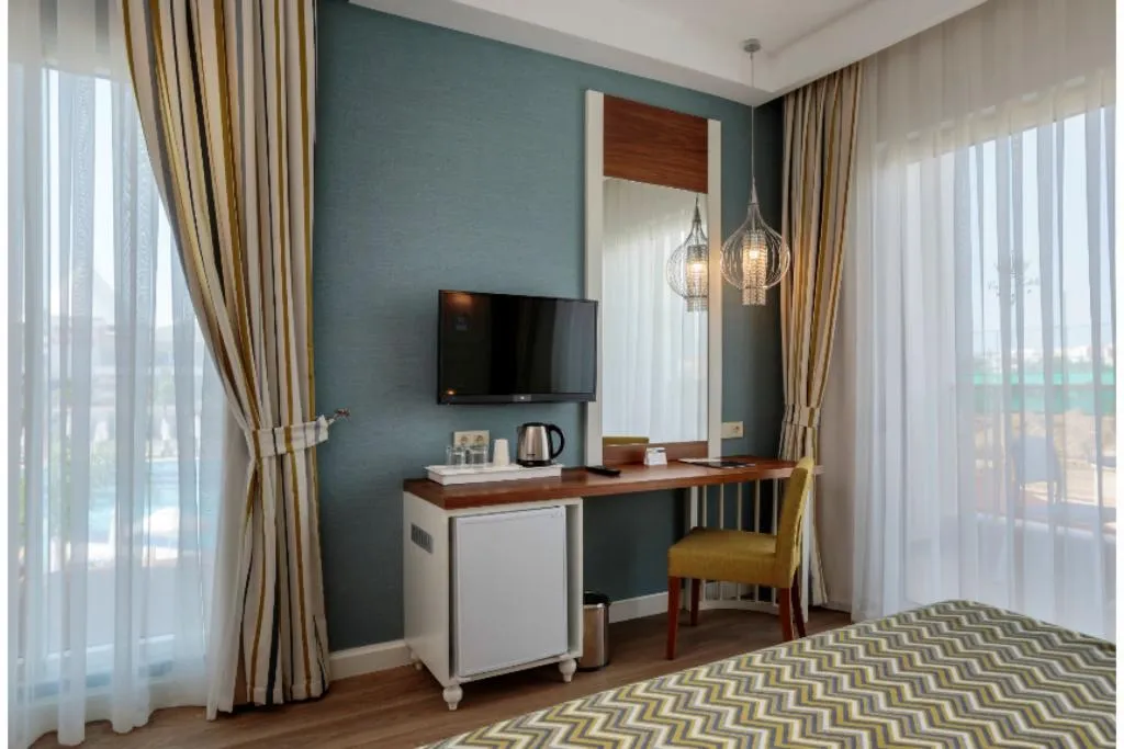 DOUBLE SINGLE USE ECONOMY Room, Well Palace Side, Antalya