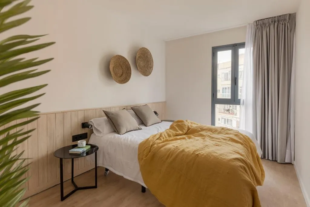 APARTMENT CAPACITY 4 ONE BEDROOM Room, Libere Barcelona Sant Antoni, Barcelona