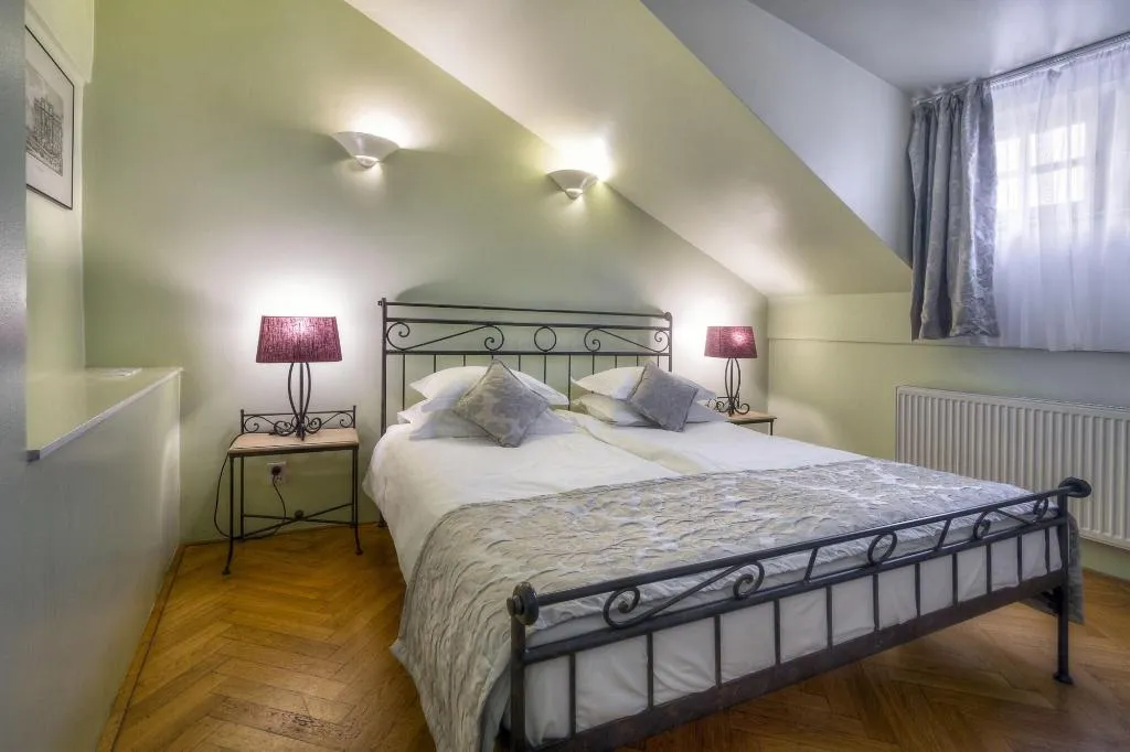 Room, Black Star Suites, Prague