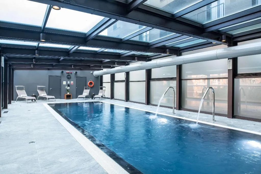Pool, Radisson Blu Hotel, Milan