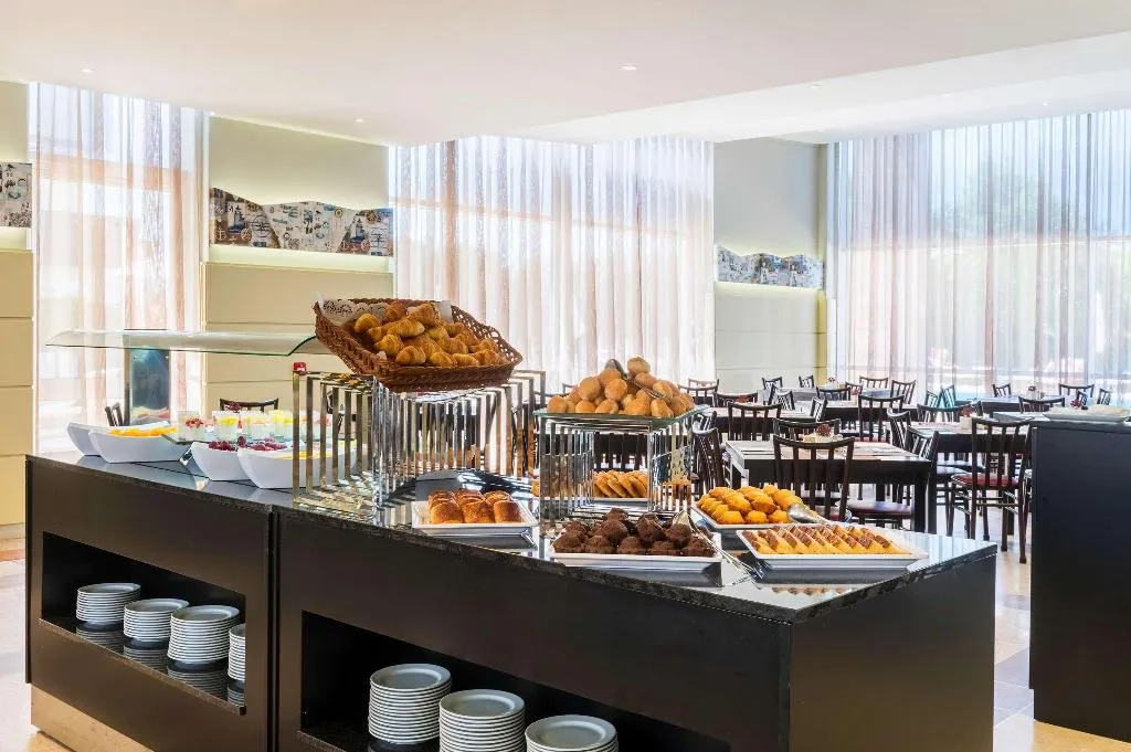 Restaurant, Tryp Lisboa Caparica Mar Hotel, Lisbon