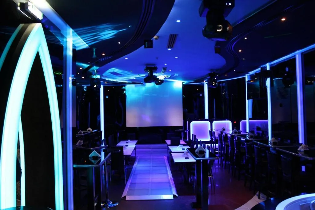 Restaurant, Broadway, Dubai
