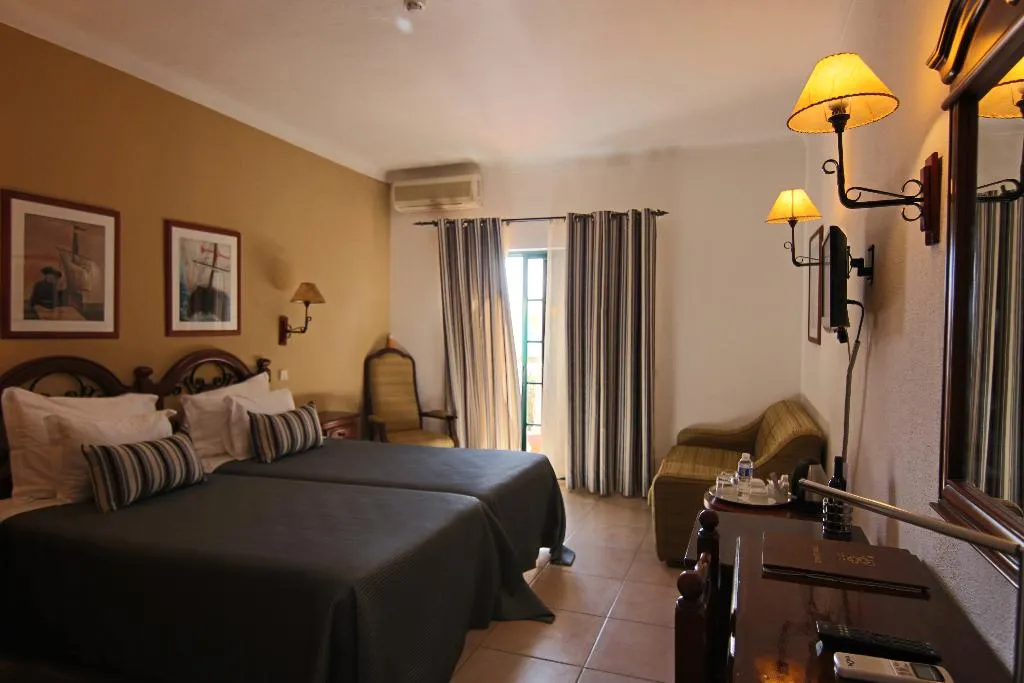 Double or Twin CLASSIC Room, Solar de Mos, Algarve