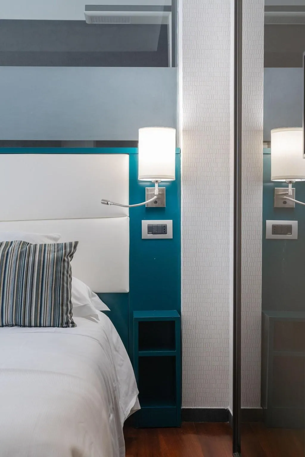 SUITE SEA VIEW WITH TERRACE Room, Reginna Palace, Naples