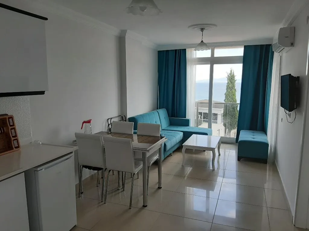 APARTMENT SEA VIEW CAPACITY 3 Room, Antiocha Rezidans, Izmir