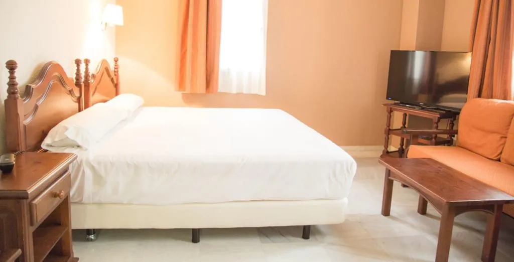 Room, San Pablo, Seville