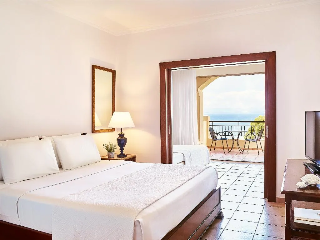 FAMILY ROOM SEA VIEW Room, Grecotel LUXME Oasis, Athens