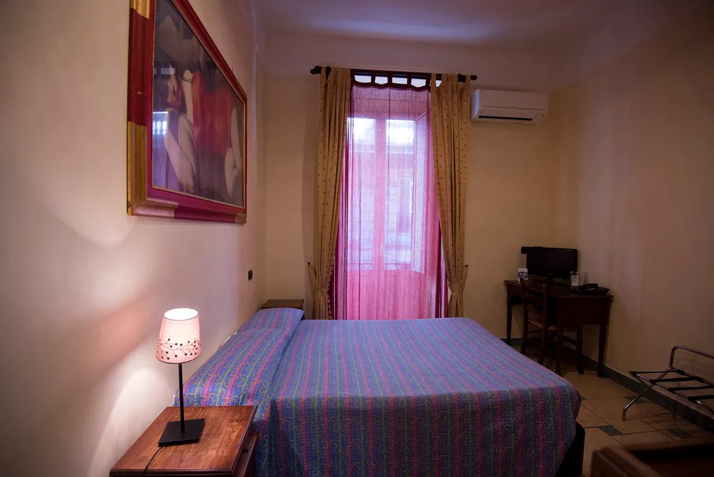 Double or Twin WITH BALCONY Room, Schilizzi, Naples
