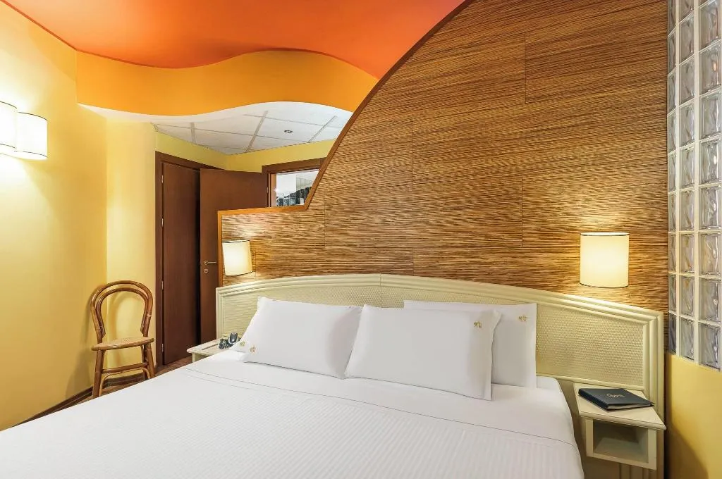 Room, Welcome Hotel, Milan