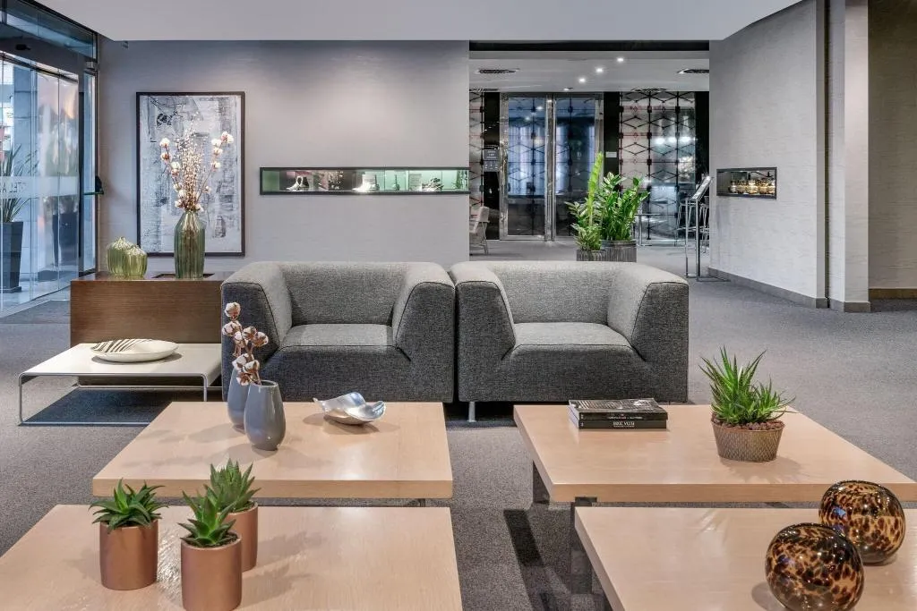 Lobby, AC Elda, Costa Blanca